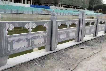 石欄桿