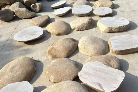 汀步石