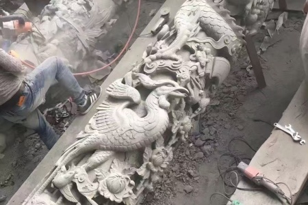 龍紋柱