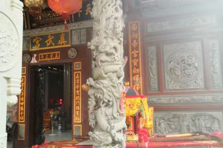 龍紋柱