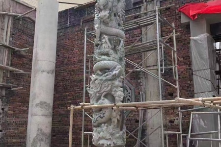 龍紋柱