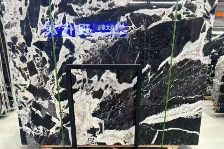 寶格麗黑