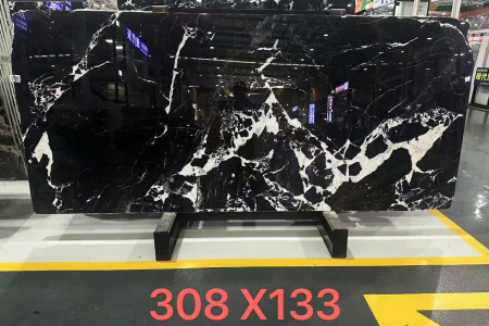 寶格麗黑