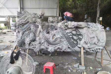 龍紋柱