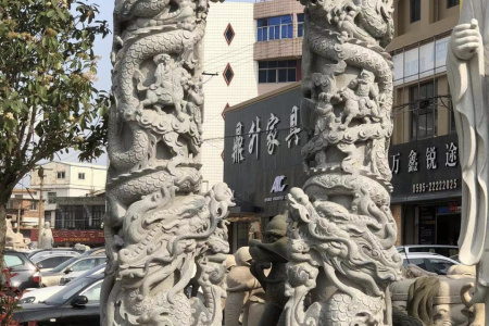 龍紋柱