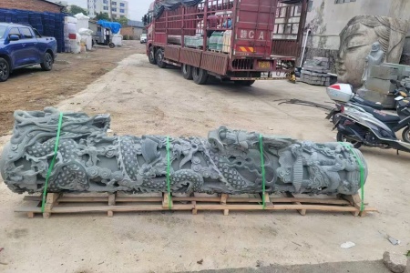 龍紋柱