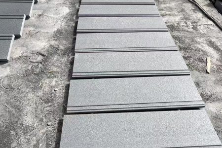 章丘黑樓梯踏步