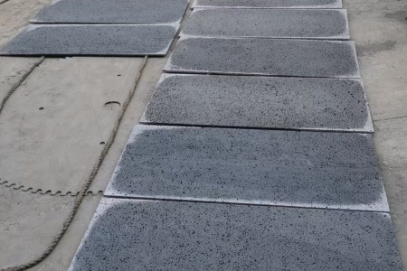 洞石