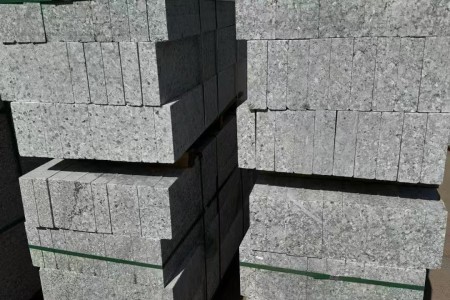 廣東芭拉白路沿石