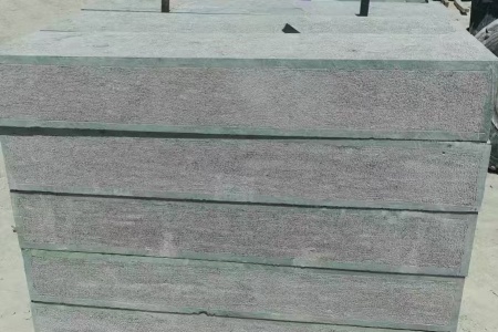青石