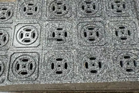 地溝蓋