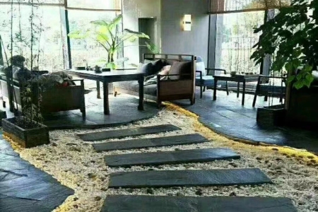 黑板巖