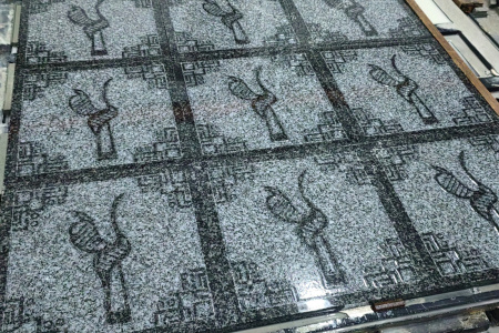 地鋪石