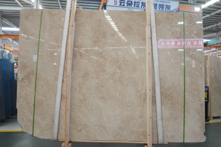 古典米黃