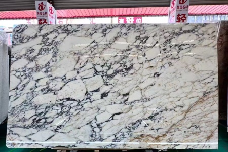 寶格麗紫