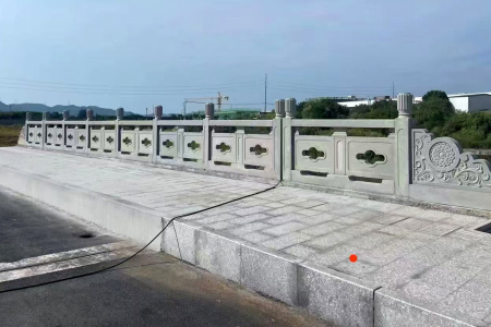 石欄桿