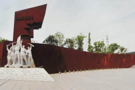 革命主題雕刻 Revolution themed sculpture