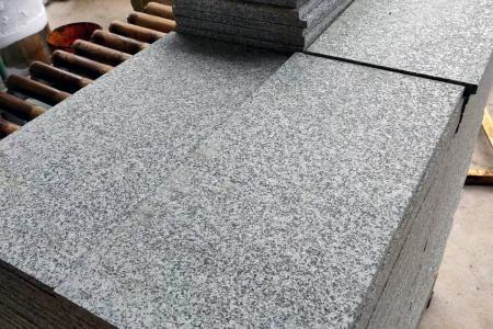 地鋪石