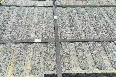 盲道石