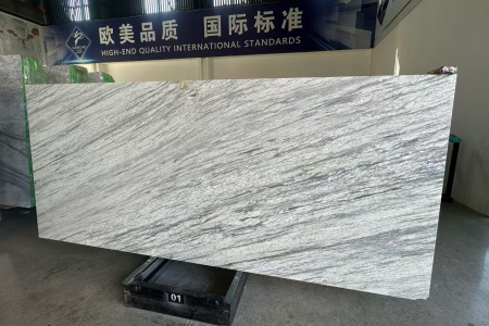 雅士白金