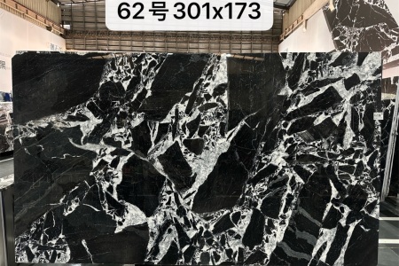 寶格麗黑