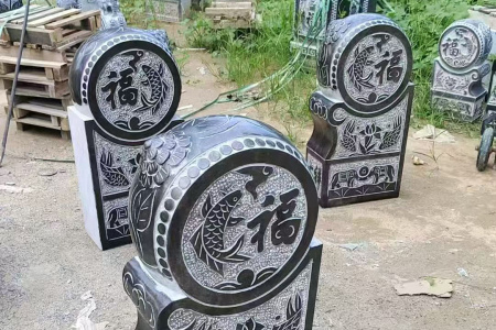 抱鼓石
