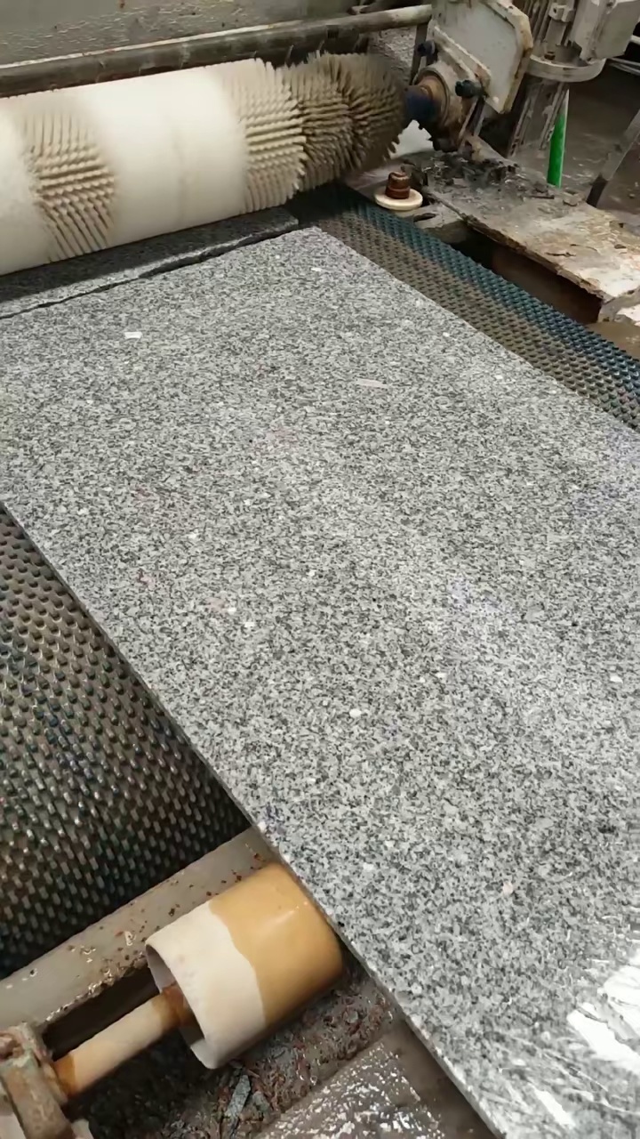 603芝麻白光面
