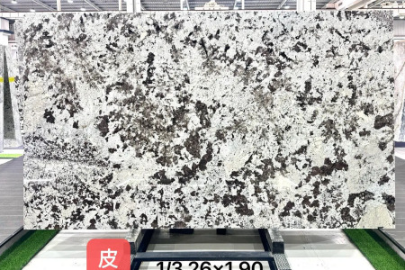 雪山蘭