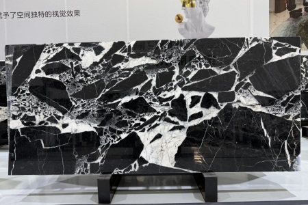 寶格麗黑