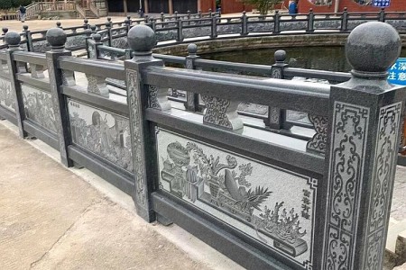 芝麻黑欄桿
