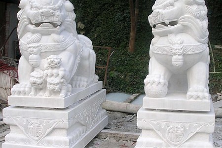 漢白玉獅子