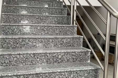 芭拉白樓梯踏步