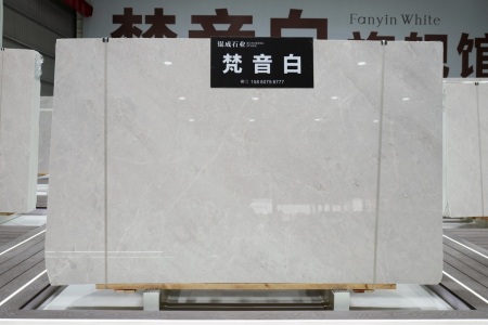梵音白