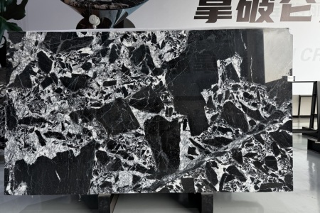 寶格麗黑