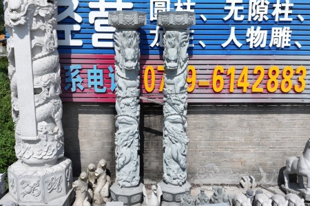 龍紋柱