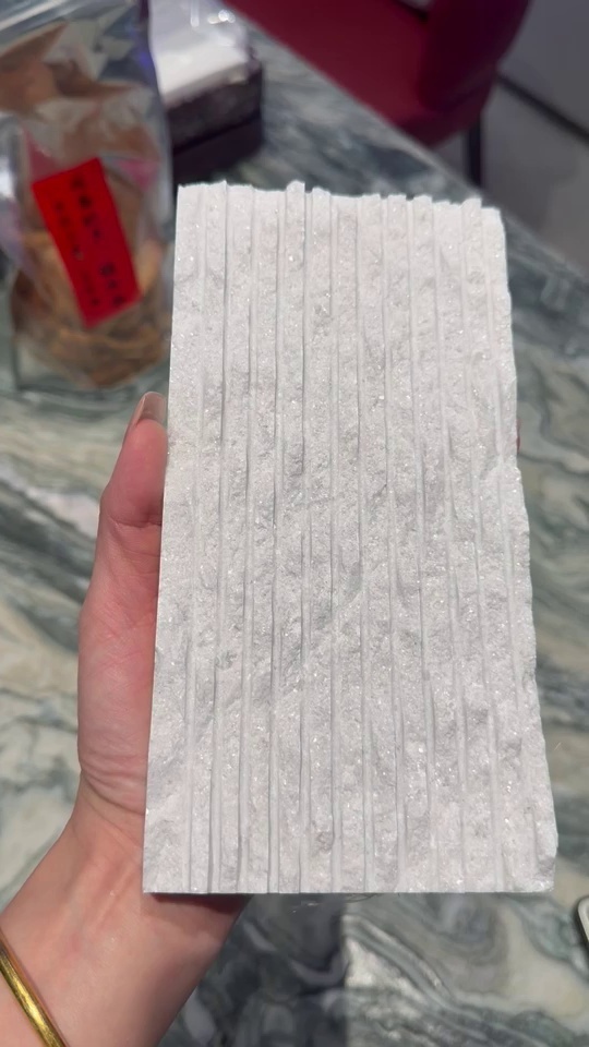 梵音白