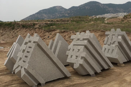 五蓮紅門(mén)牌石、景觀石、風(fēng)景石、立體字、學(xué)校門(mén)牌石、校訓(xùn)石、醫(yī)院門(mén)牌石、企業(yè)門(mén)牌石、立式門(mén)牌石、招牌石、刻字石、水景異型、園林造景
