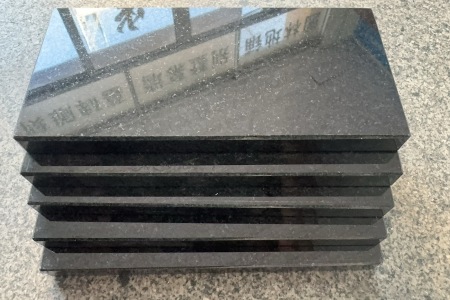 莫桑比克黑