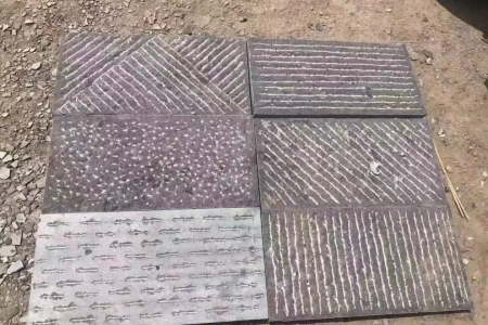 青石鑿面