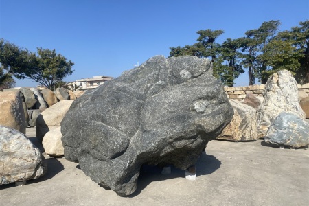 自然石雕刻