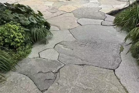 碎拼石