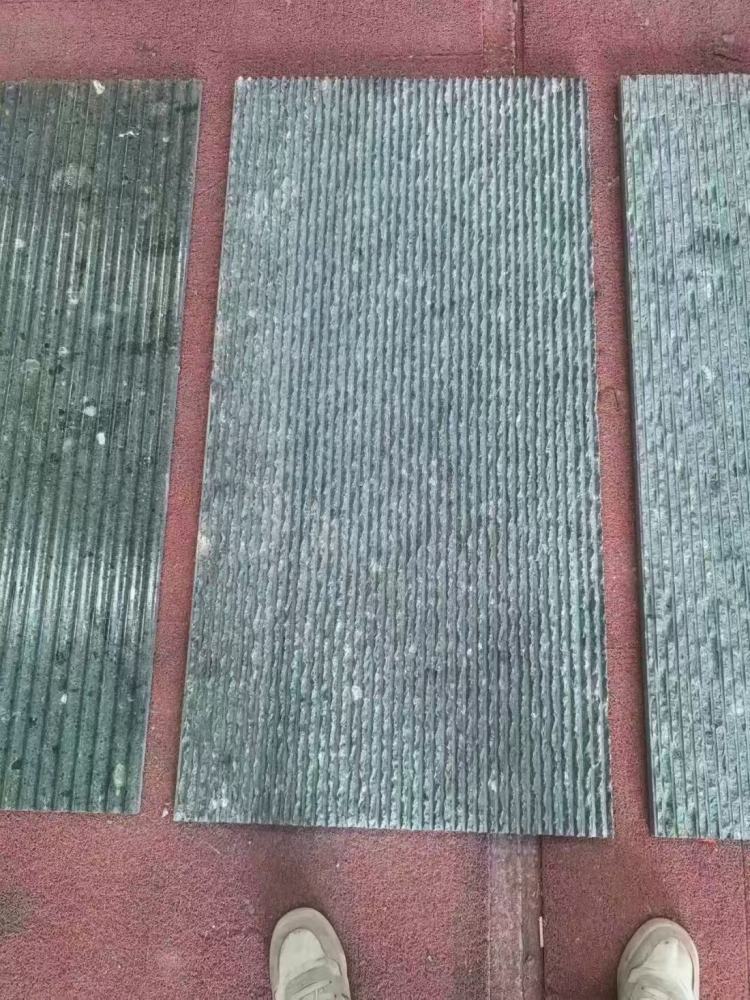 古奇綠流水面