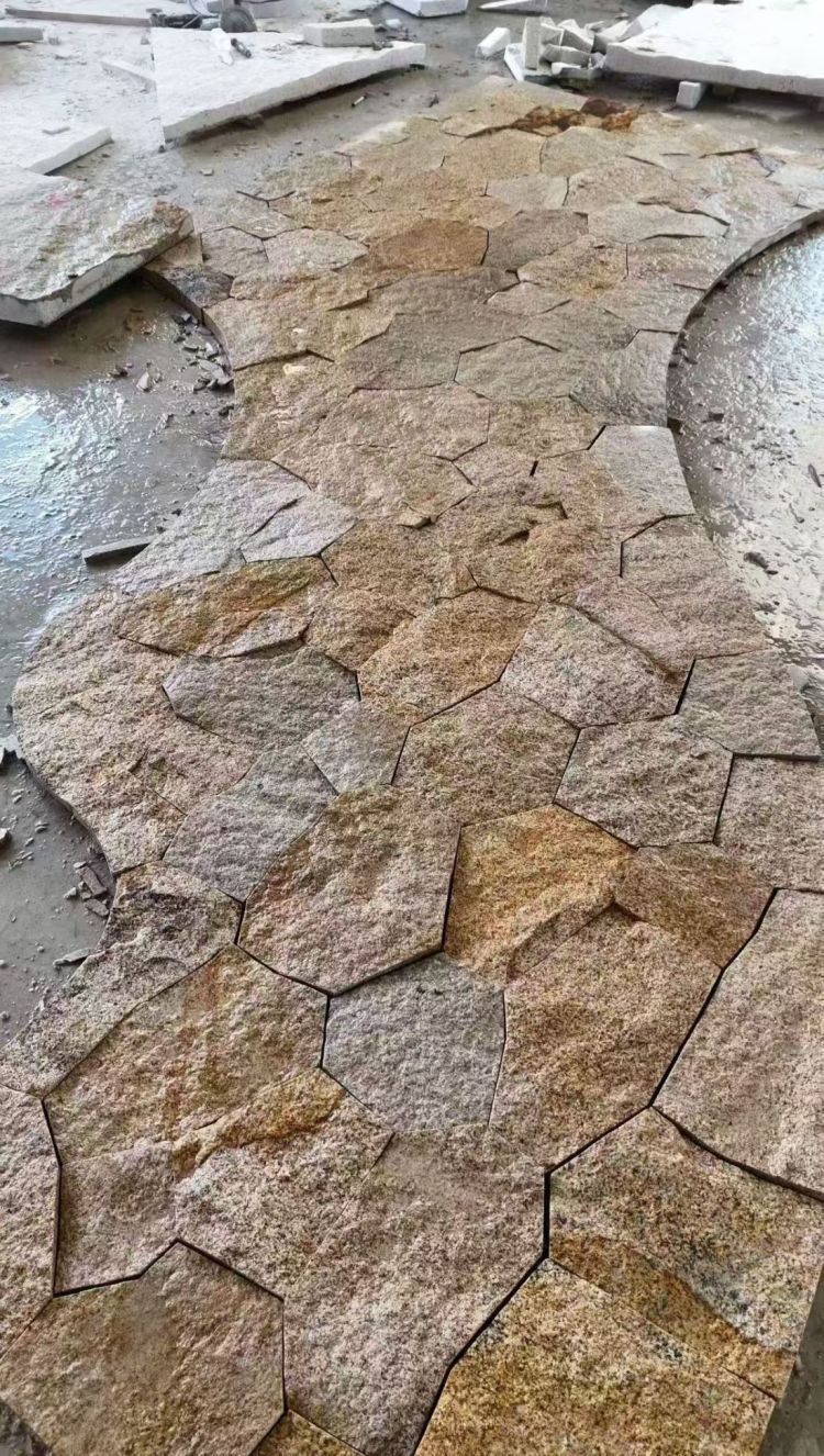 黃銹石地鋪