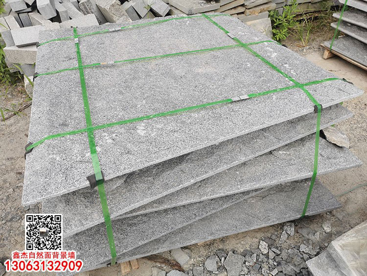 老礦G654超大規(guī)格自然面背景墻童子黑花崗巖劈裂石